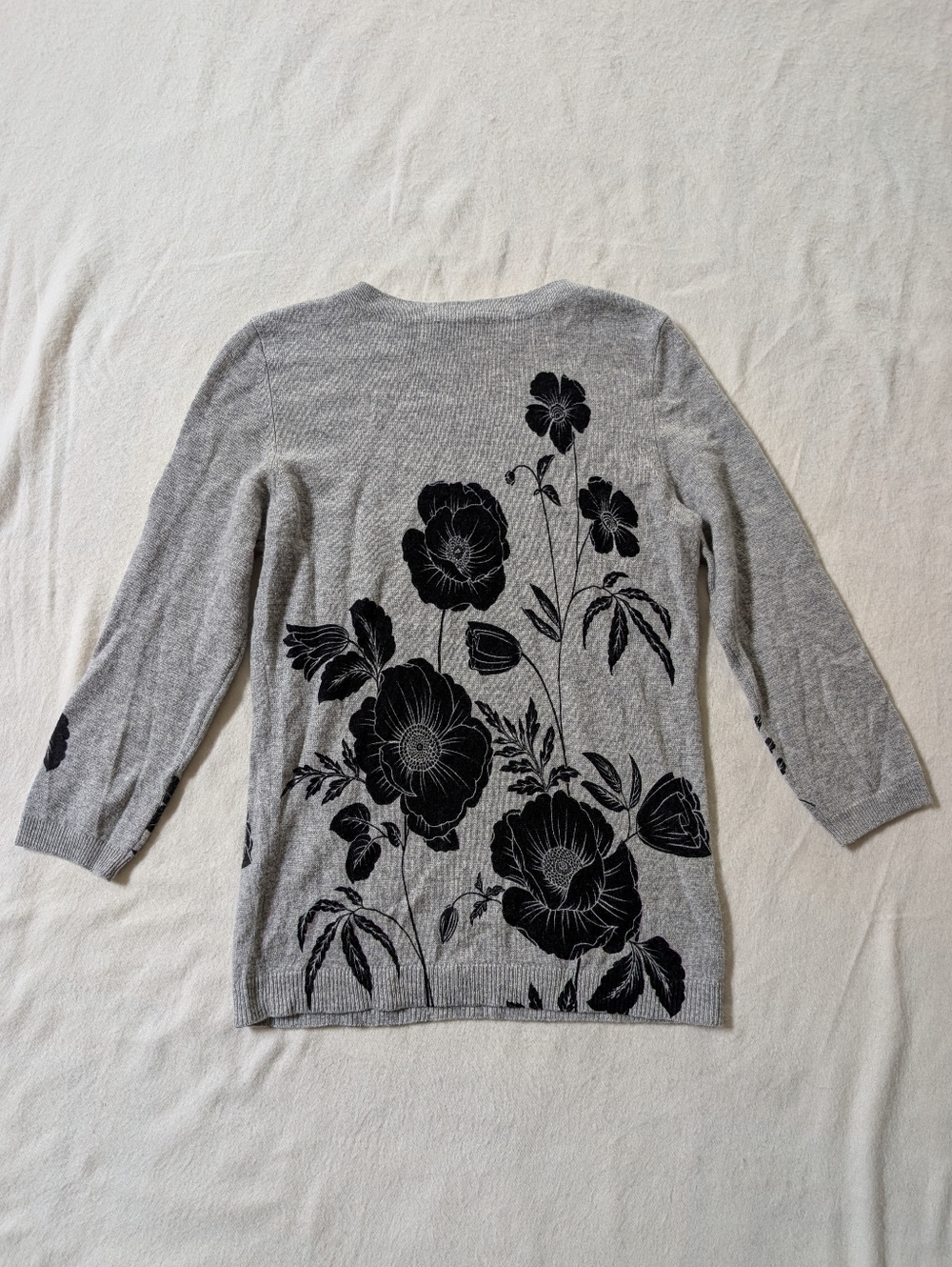 Talbots 100% Cashmere Gray Floral Sweater with Black Floral Print S - Picture 4 of 9